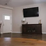 Charming Home Near Churchill Downs