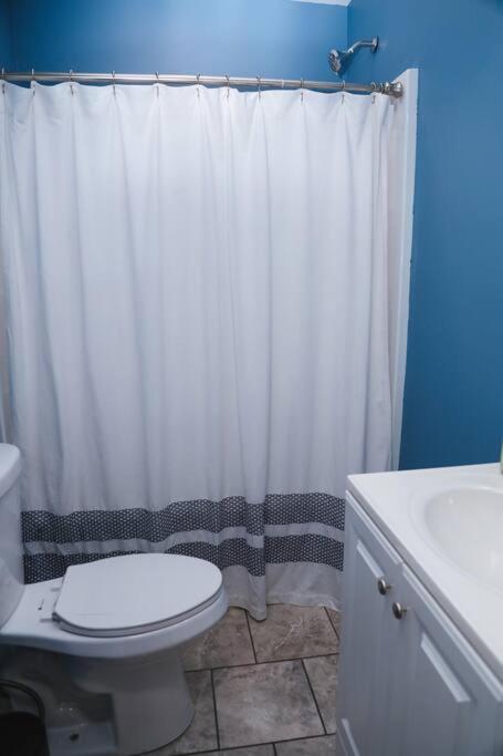 Charming Near Churchill Downs * Louisville