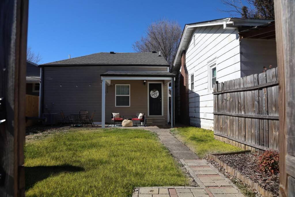Charming Near Churchill Downs Holiday home