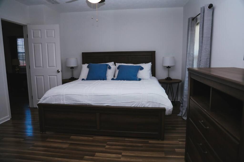 Charming Near Churchill Downs