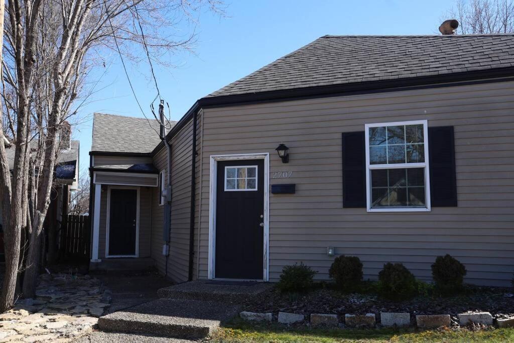Charming Near Churchill Downs Louisville